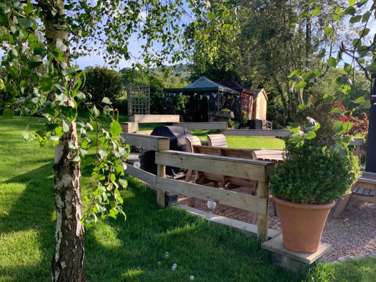 Llanwenarth Cottage A Beautiful Place To Just Be. Abergavenny Exterior foto
